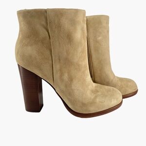Vince Camuto Cayelse PlatformBootie in Tan